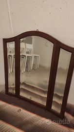 Specchio in legno con ante mobili