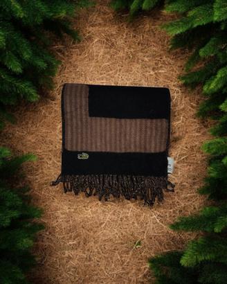 Sciarpa Lacoste Nera e Marrone In Lana Di Agnello