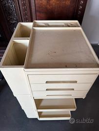 Mobiletto carrellato in plastica crema 3 cassetti