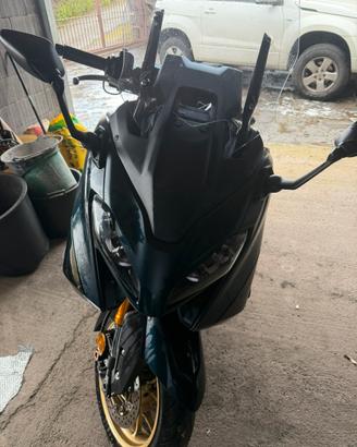 Yamaha t max tech