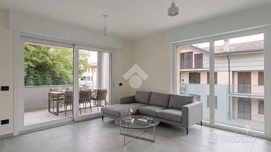 3 LOCALI A SOLARO