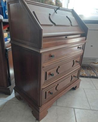Scrittoio antico in legno con cassettiera