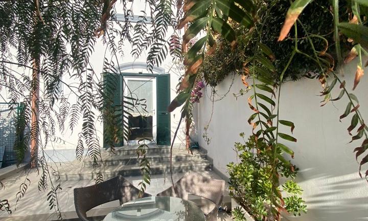 La Lanterna sul mare