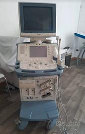 Ecografo Toshiba Xario con 2 sonde e stampante