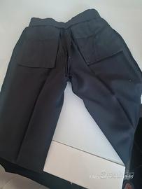 pantaloni 