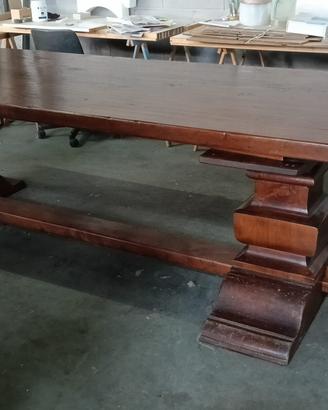 Mobili in legno massello, fattura artigianale