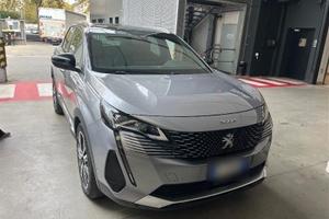 Peugeot 3008 Hybrid 225 e-EAT8 GT