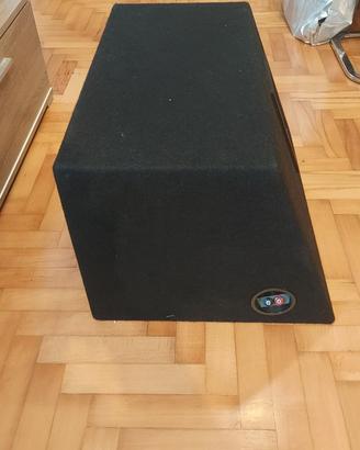 Subwoofer e amplificatore