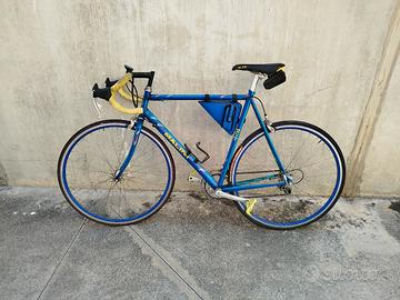 Bici da corsa Manili blu