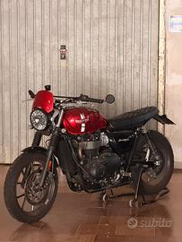 Triumph street twin 2017