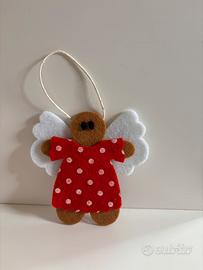 Omino di pan di zenzero in feltro
