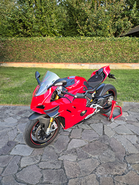 Ducati Panigale V4 S