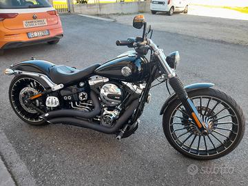 Harley Davidson Breakout
