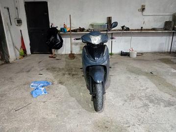 Sh 300
