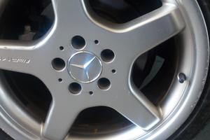 4 Cerchi AMG 18 POLLICI con pneumatico