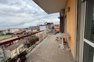 4 LOCALI A MARANO DI NAPOLI