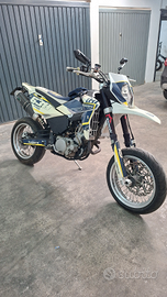 Husqvarna 630 con tmax yamaha
