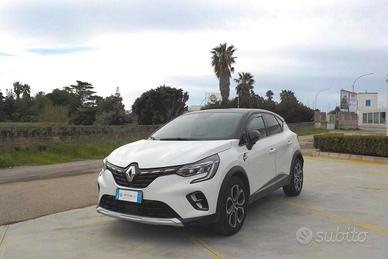 RENAULT Captur Blue dCi 95 CV Intens
