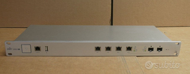 Ubiquiti USG-PRO-4  UniFi Security Gateway PRO