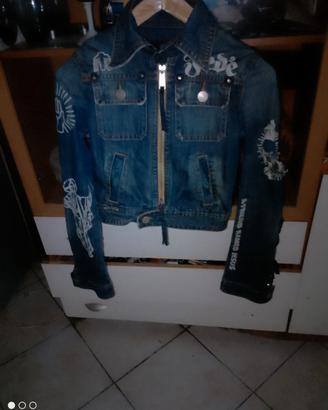 Dsquared2