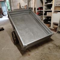 rimorchio con trazione