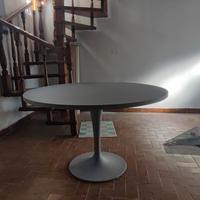 tavolo rotondo 