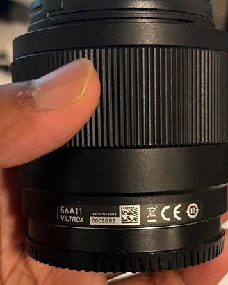 Viltrox 20mm f2.8 con attacco Sony e autofocus