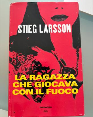 La ragazza che giocava con il fuoco - Larsson