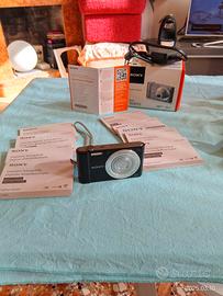 Fotocamera digitale Sony DSC W 810