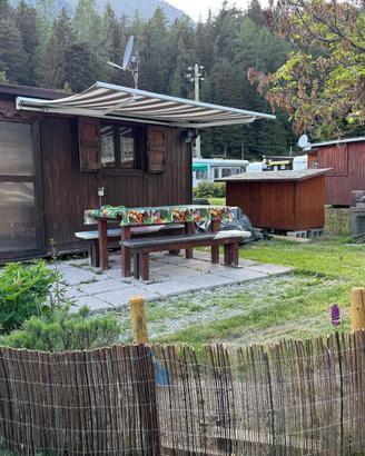 ROULOTTE CON PREINGRESSO IN LEGNO