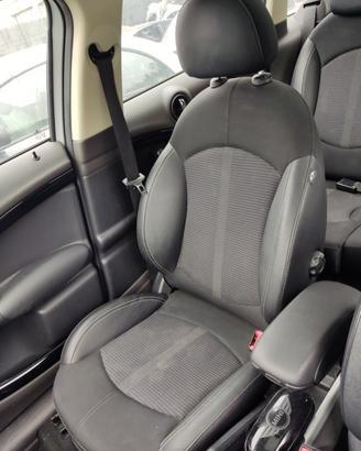 Sedile anteriore dx MINI COOPER D del 2011