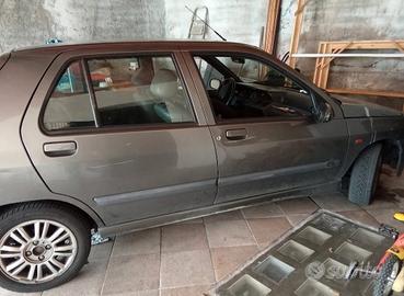  Clio 5porte del 1994 rara edizione baccara
