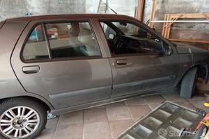  Clio 5porte del 1994 rara edizione baccara