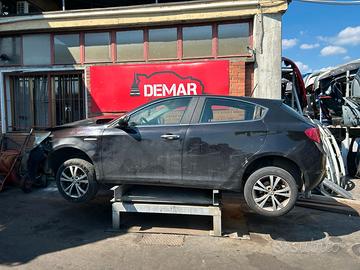 RICAMBI ALFAROMEO GIULIETTA 940A3000 77KW  2013