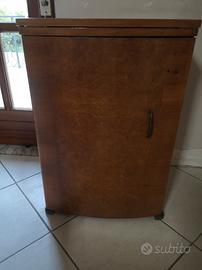 macchina per cucire anni 50
