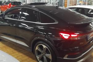 AUDI Q4 e-tron Q4 40 e-tron S line edition FULL