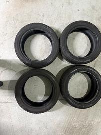 Gomme Yokohama 225/50 18 95V