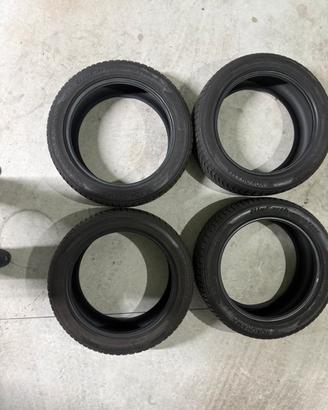 Gomme Yokohama 225/50 18 95V