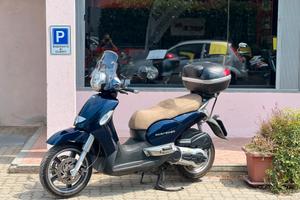 Aprilia Scarabeo 400 + promozione