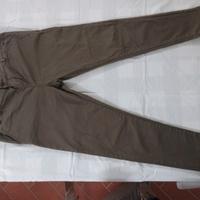 pantalone gamba stretta