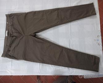 pantalone gamba stretta