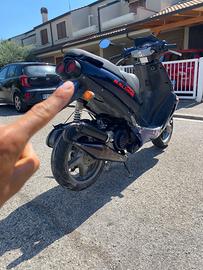 Aprilia SR 150