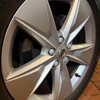 Cerchi in lega origina Volvo XC40 XC60 18