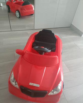 Auto cabrio elettrica perfettamente funzionante 