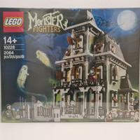 Lego Vintage Monster Fighter Haunted House 10228