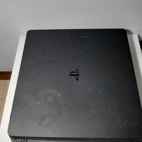 PlayStation 4 Slim 
