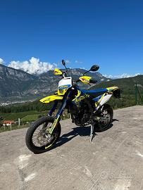 SUZUKI VALENTI SM125