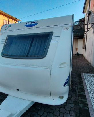Roulotte Hobby ub450