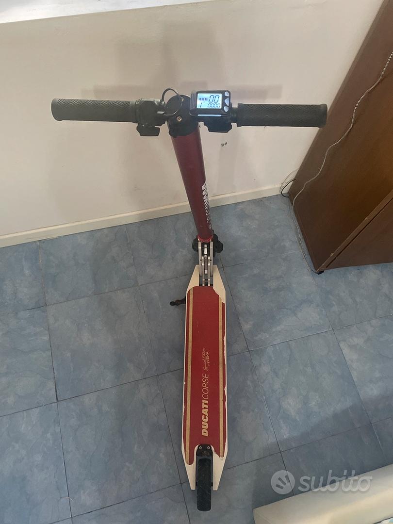 Ducati Corse Monopattino Ducati Recensione Ducati Corse