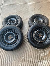 Set di 4 gomme+cerchio